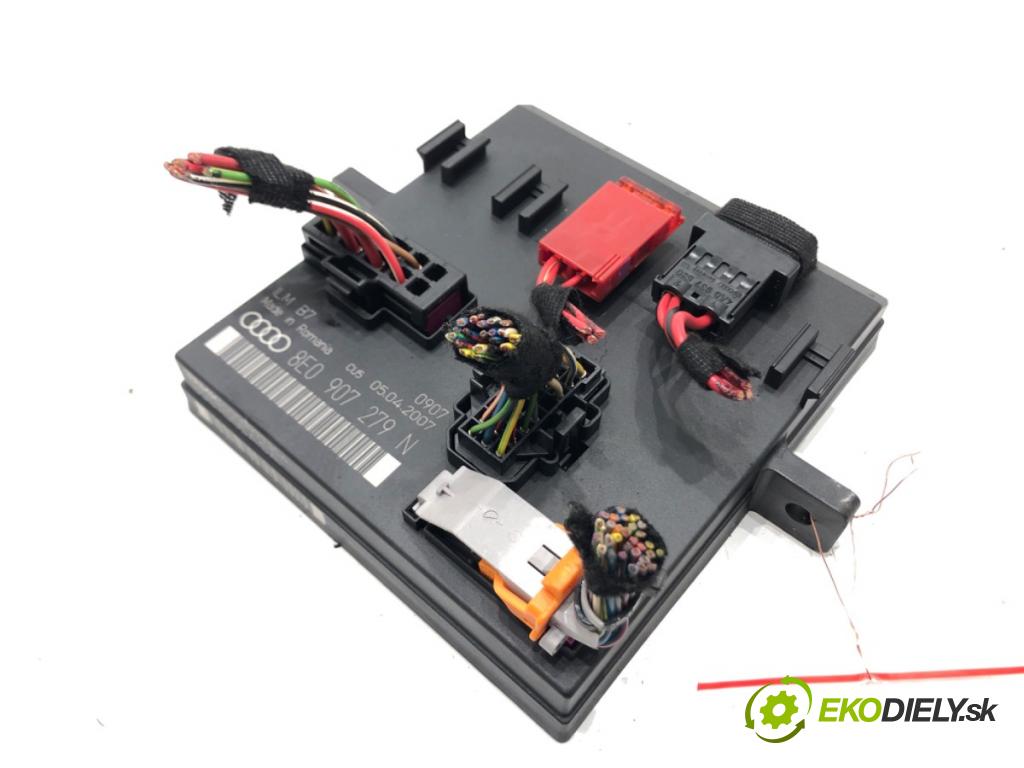 AUDI A4 B7 Avant (8ED) 2004 - 2008    2.0 TDI 125 kW [170 KM] olej napędowy 2006 - 2008  Modul svetiel 8E0907279N (Ostatné)