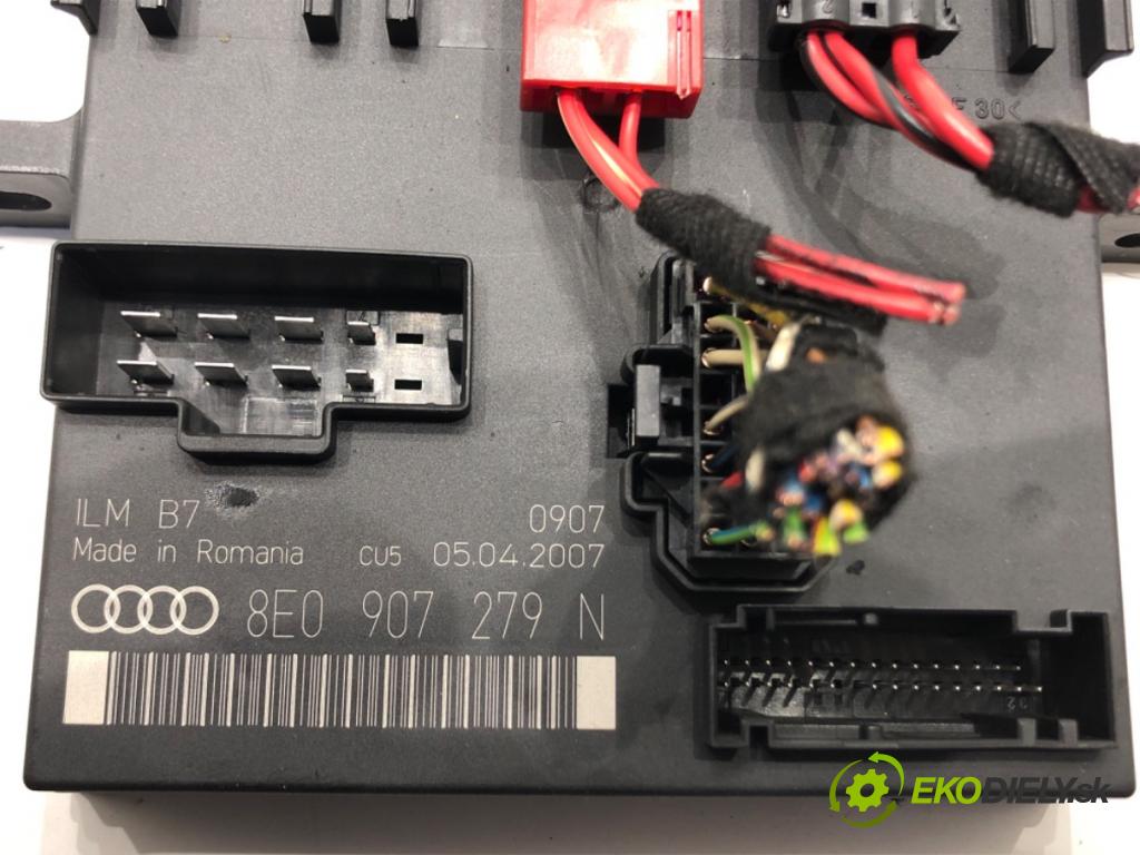 AUDI A4 B7 Avant (8ED) 2004 - 2008    2.0 TDI 125 kW [170 KM] olej napędowy 2006 - 2008  Modul svetiel 8E0907279N (Ostatné)