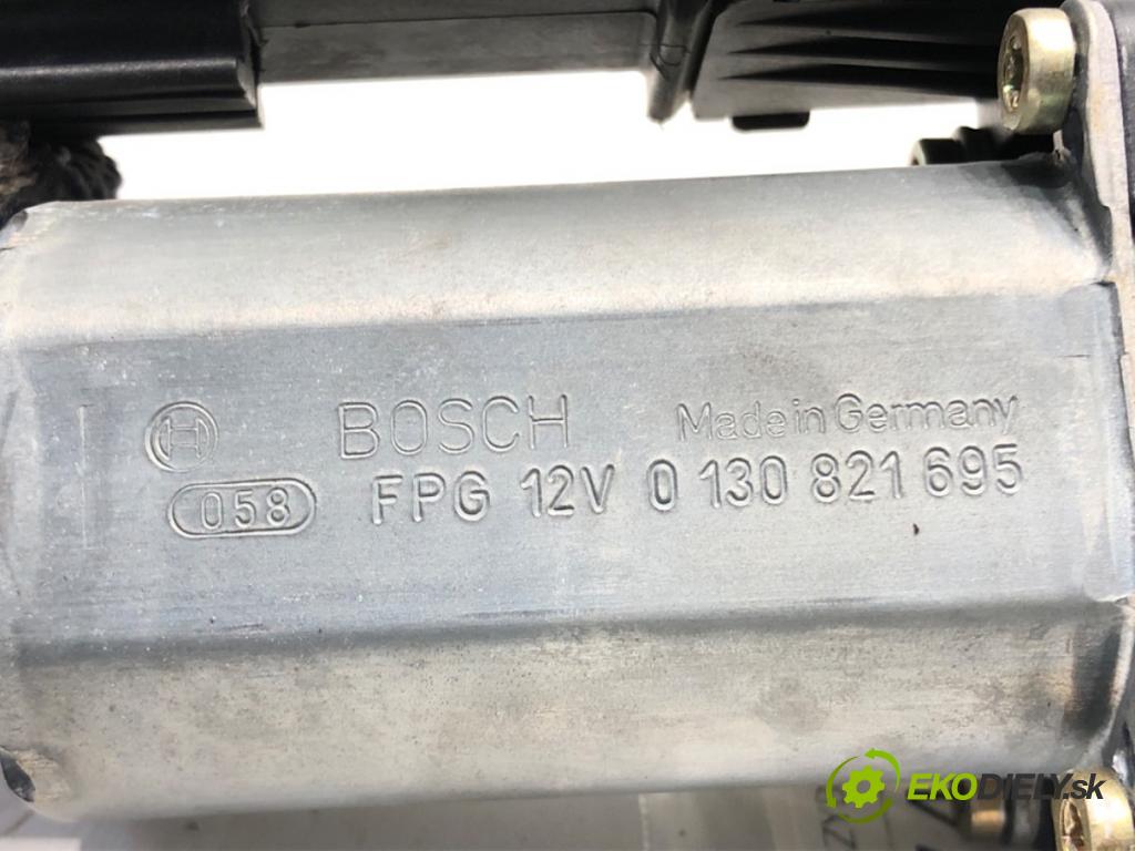 VW PASSAT B5.5 (3B3) 2000 - 2005    1.8 T 20V 110 kW [150 KM] benzyna 2000 - 2005  motor sťahovaní okna levý přední část 0130821695