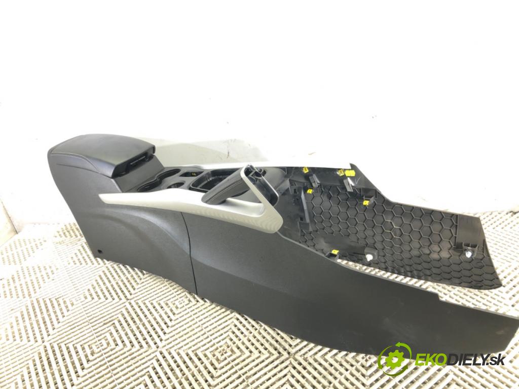 RENAULT KADJAR (HA_, HL_) 2015 - 2022    1.6 dCi 130 4x4 96 kW [130 KM] olej napędowy 2015 - 2022  Tunel stredový  (Stredový tunel / panel)