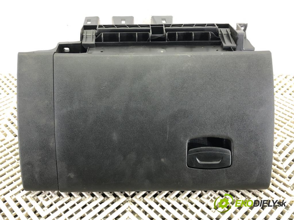 RENAULT KADJAR (HA_, HL_) 2015 - 2022    1.6 dCi 130 4x4 96 kW [130 KM] olej napędowy 2015 - 2022  Priehradka, kastlík spolujazdca  (Priehradky, kastlíky)