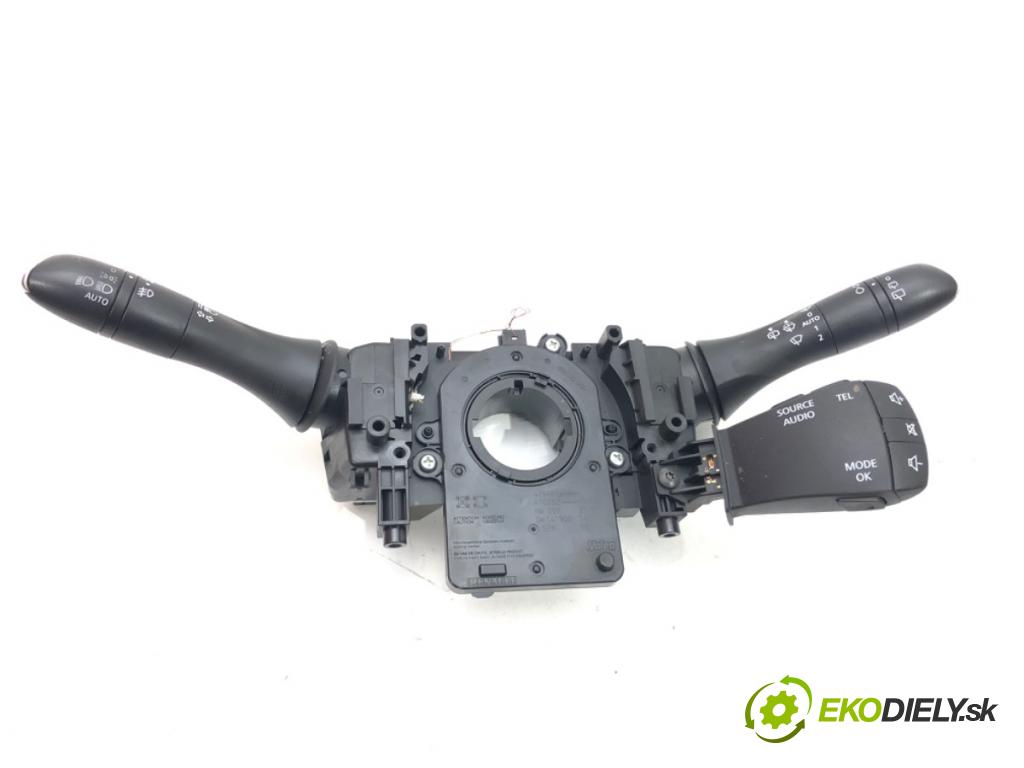 RENAULT KADJAR (HA_, HL_) 2015 - 2022    1.6 dCi 130 4x4 96 kW [130 KM] olej napędowy 2015 - 2022  Prepínač kombinovaný 255678341R (Prepínače, spínače, tlačidlá a ovládače kúrenia)