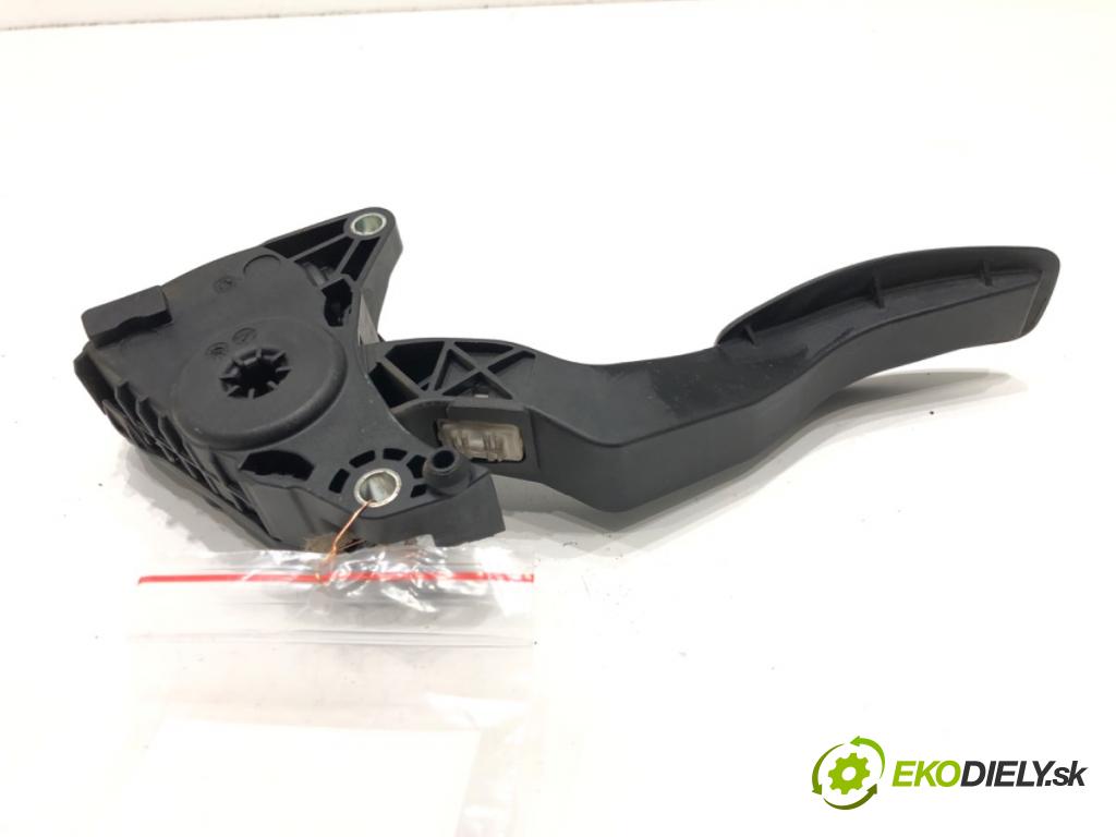 RENAULT KADJAR (HA_, HL_) 2015 - 2022    1.6 dCi 130 4x4 96 kW [130 KM] olej napędowy 2015 - 2022  Potenciometer plynu 180024BA0B (Pedále)