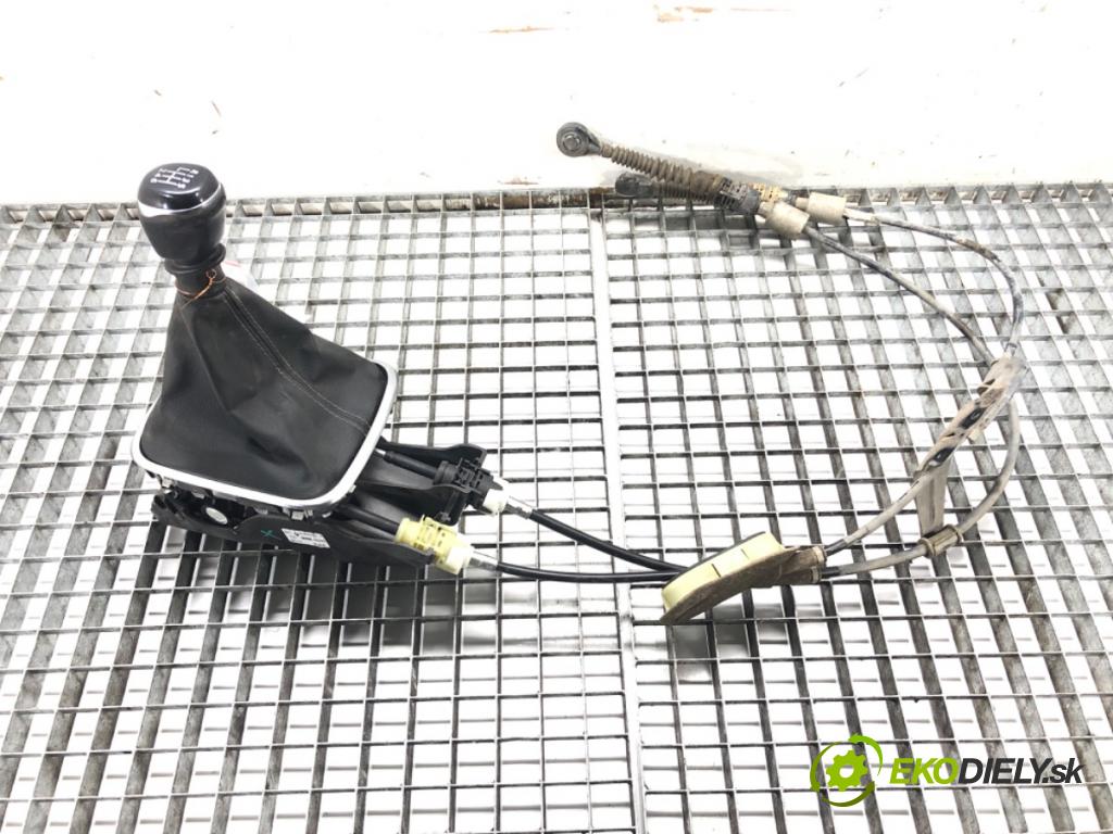 RENAULT KADJAR (HA_, HL_) 2015 - 2022    1.6 dCi 130 4x4 96 kW [130 KM] olej napędowy 2015 - 2022  Kulisa 341042625R (Rýchlostné páky / kulisy)