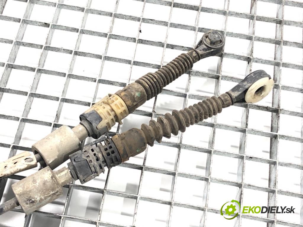 RENAULT KADJAR (HA_, HL_) 2015 - 2022    1.6 dCi 130 4x4 96 kW [130 KM] olej napędowy 2015 - 2022  Kulisa 341042625R (Rýchlostné páky / kulisy)