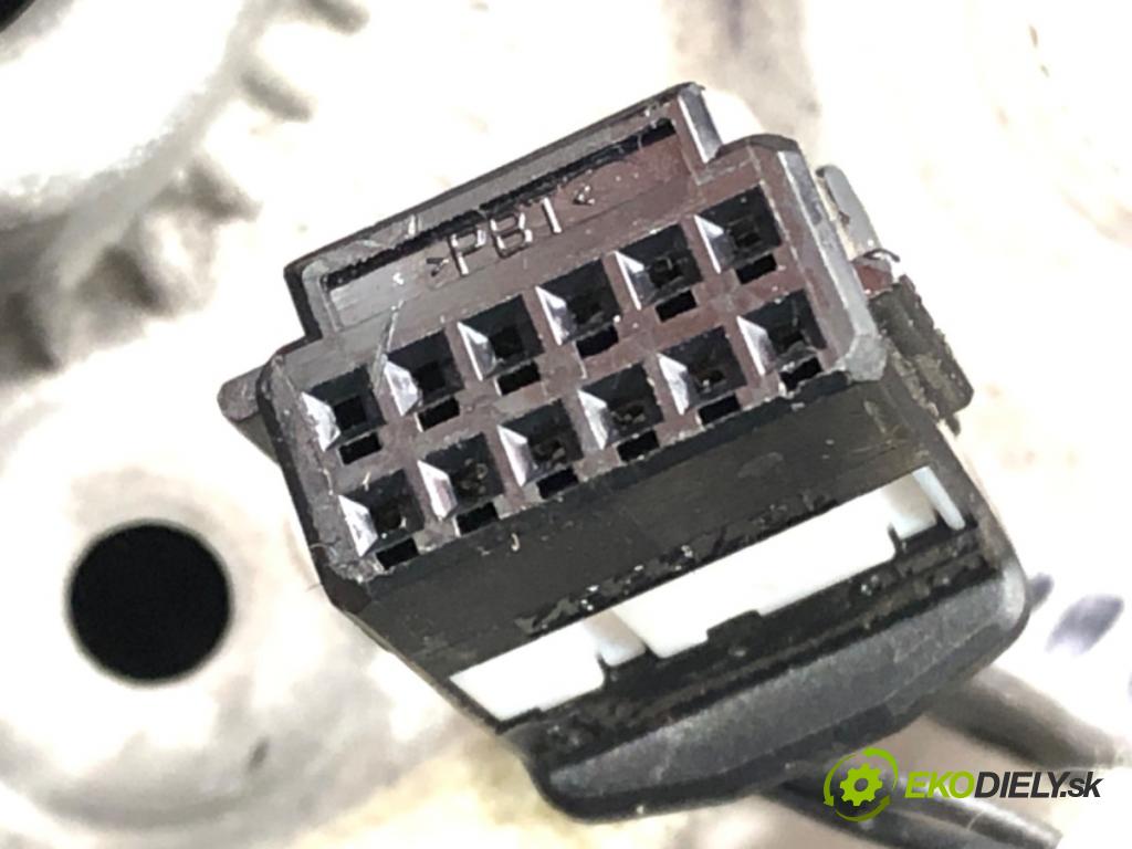 RENAULT KADJAR (HA_, HL_) 2015 - 2022    1.6 dCi 130 4x4 96 kW [130 KM] olej napędowy 2015 - 2022  Volant 484005825R (Volanty)