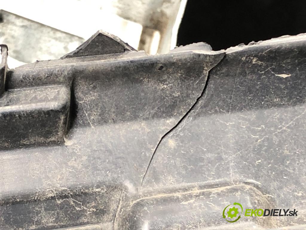 RENAULT KADJAR (HA_, HL_) 2015 - 2022    1.6 dCi 130 4x4 96 kW [130 KM] olej napędowy 2015 - 2022  mřížka maska 623103685R (Mřížky (masky) chladičů)