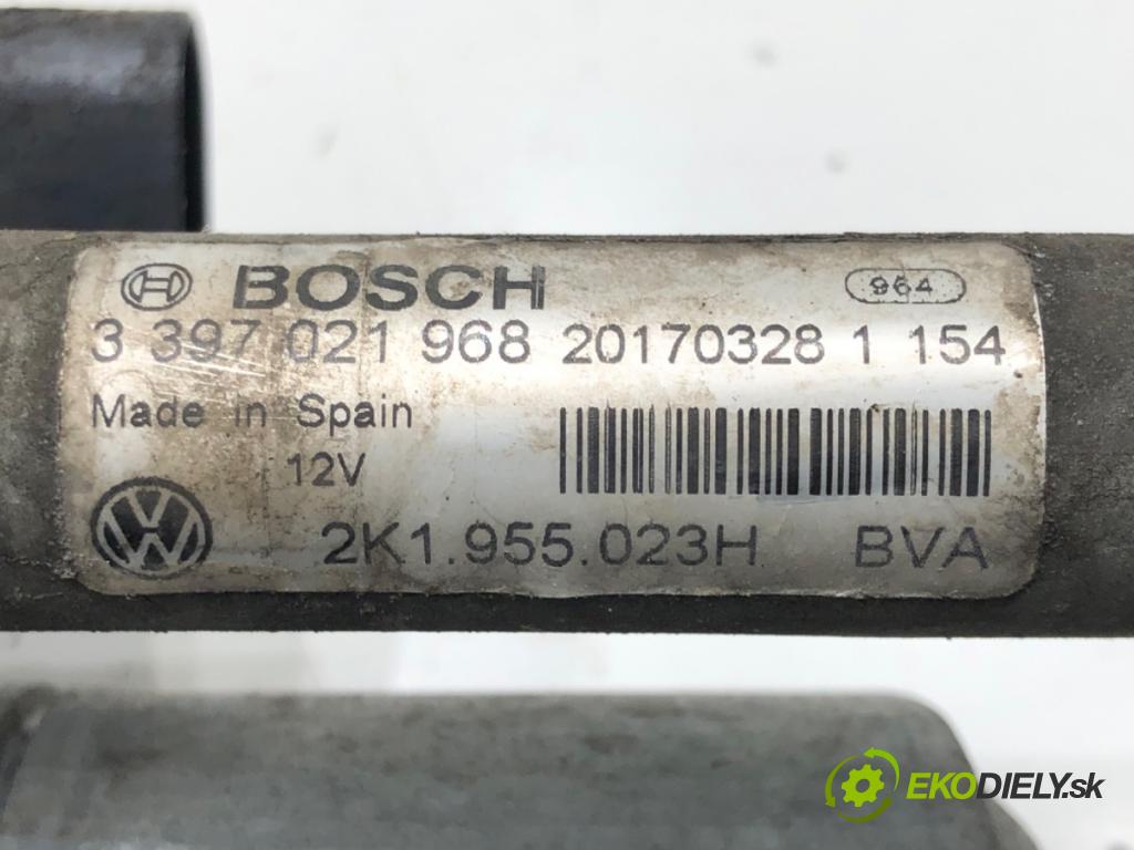 VW CADDY IV Nadwozie pełne/minivan (SAA, SAH) 2015 - 2022    2.0 TDI 55 kW [75 KM] olej napędowy 2015 - 2020  Mechanizmus stieračov predný 2K1955023H 3397021968 (Motorčeky stieračov predné)