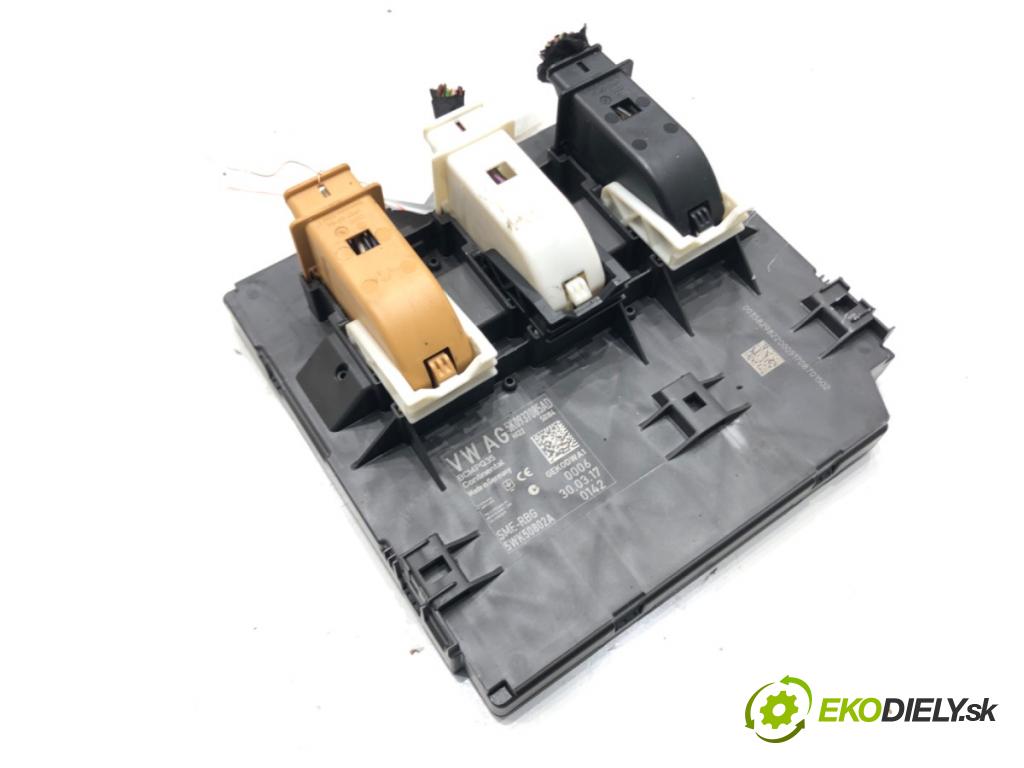 VW CADDY IV Nadwozie pełne/minivan (SAA, SAH) 2015 - 2022    2.0 TDI 55 kW [75 KM] olej napędowy 2015 - 2020  Modul komfortu 5K0937085AD (Moduly komfortu)