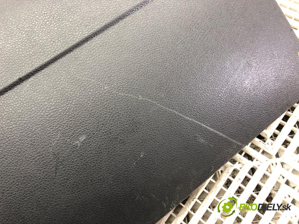 VW CADDY IV Nadwozie pełne/minivan (SAA, SAH) 2015 - 2022    2.0 TDI 55 kW [75 KM] olej napędowy 2015 - 2020  Priehradka, kastlík spolujazdca 2K5857095 (Priehradky, kastlíky)