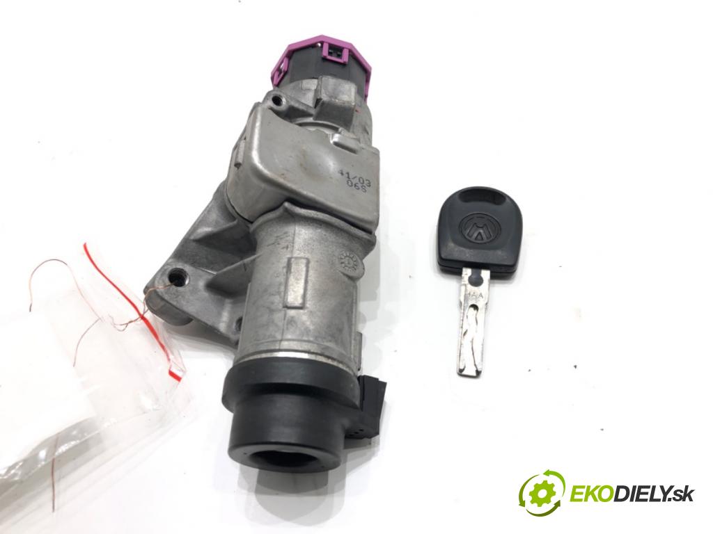 VW POLO (9N_, 9A_) 2001 - 2014    1.2 12V 47 kW [64 KM] benzyna 2001 - 2007  spinačka 4B0905851G (Spínacie skrinky a kľúče)