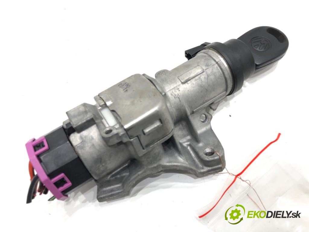 VW POLO (9N_, 9A_) 2001 - 2014    1.2 12V 47 kW [64 KM] benzyna 2001 - 2007  spinačka 4B0905851G (Spínacie skrinky a kľúče)