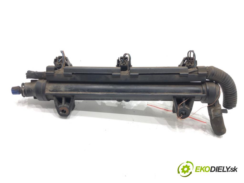 VW POLO (9N_, 9A_) 2001 - 2014    1.2 12V 47 kW [64 KM] benzyna 2001 - 2007  Lišta vstrekovacia 03E133320 (Vstrekovacie lišty)