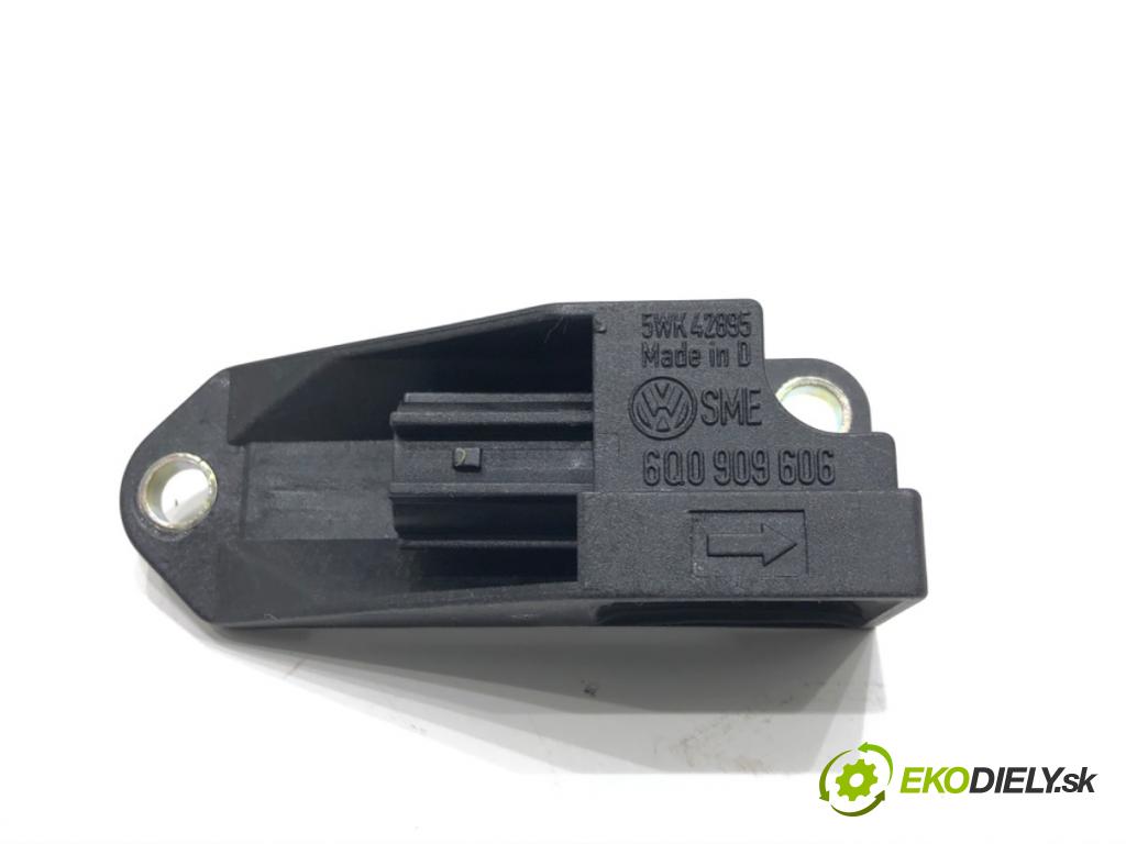 VW POLO (9N_, 9A_) 2001 - 2014    1.2 12V 47 kW [64 KM] benzyna 2001 - 2007  Snímač nárazu 6Q0909606 (Snímače nárazu)