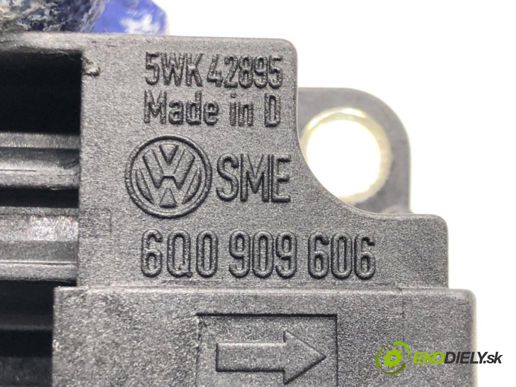 VW POLO (9N_, 9A_) 2001 - 2014    1.2 12V 47 kW [64 KM] benzyna 2001 - 2007  Snímač nárazu 6Q0909606 (Snímače nárazu)