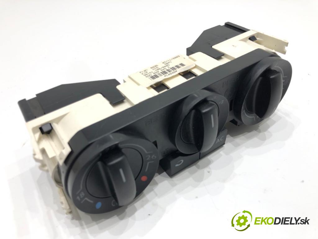 VW POLO (9N_, 9A_) 2001 - 2014    1.2 12V 47 kW [64 KM] benzyna 2001 - 2007  Panel ovládania kúrenia 6Q0820045E (Prepínače, spínače, tlačidlá a ovládače kúrenia)