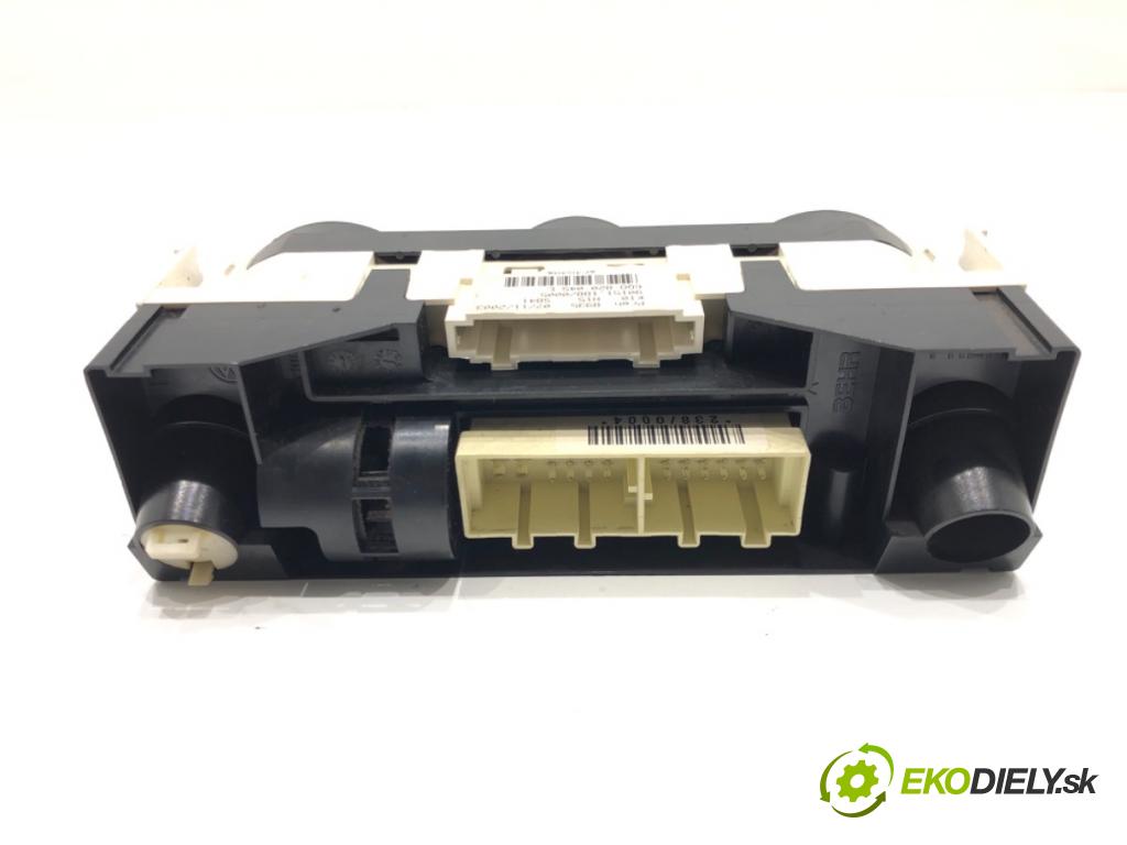 VW POLO (9N_, 9A_) 2001 - 2014    1.2 12V 47 kW [64 KM] benzyna 2001 - 2007  Panel ovládania kúrenia 6Q0820045E (Prepínače, spínače, tlačidlá a ovládače kúrenia)