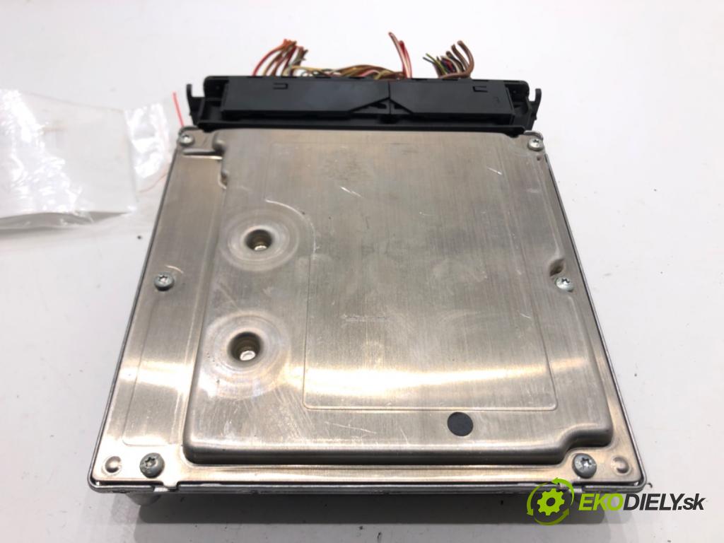 BMW 3 (E90) 2004 - 2012    320 d 120 kW [163 KM] olej napędowy 2004 - 2011  riadiaca jednotka Motor 7798180 0281012501 (Riadiace jednotky)