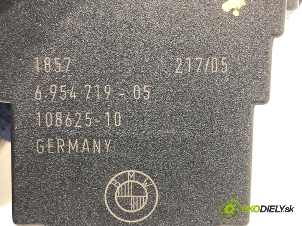 BMW 3 (E90) 2004 - 2012    320 d 120 kW [163 KM] olej napędowy 2004 - 2011  spinačka 6954719 (Spínacie skrinky a kľúče)