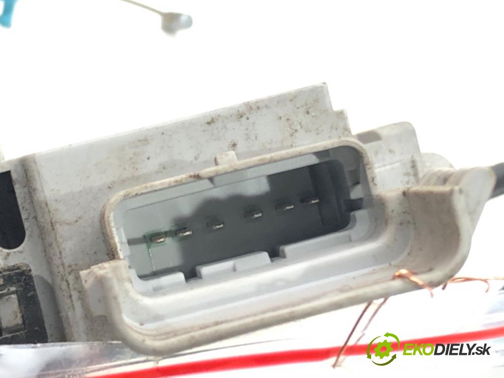 CITROEN C4 I (LC_) 2004 - 2014    1.6 HDi 80 kW [109 KM] olej napędowy 2004 - 2011  zámok dveře pravý zadní část 9647175480