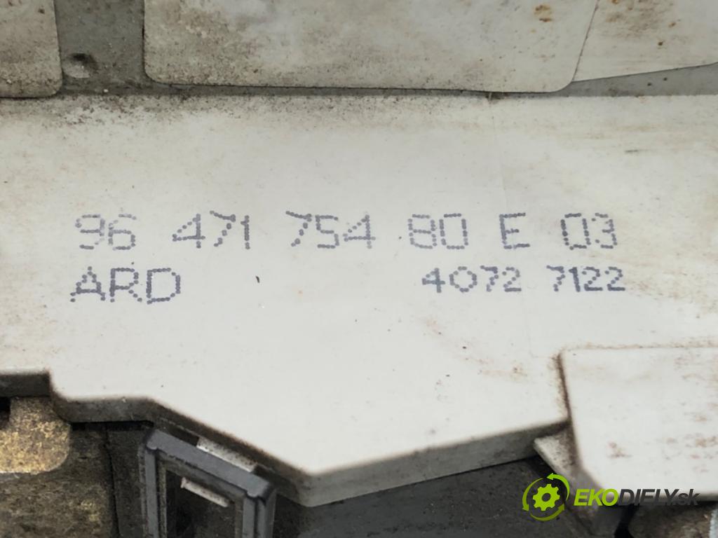 CITROEN C4 I (LC_) 2004 - 2014    1.6 HDi 80 kW [109 KM] olej napędowy 2004 - 2011  zámok dveře pravý zadní část 9647175480