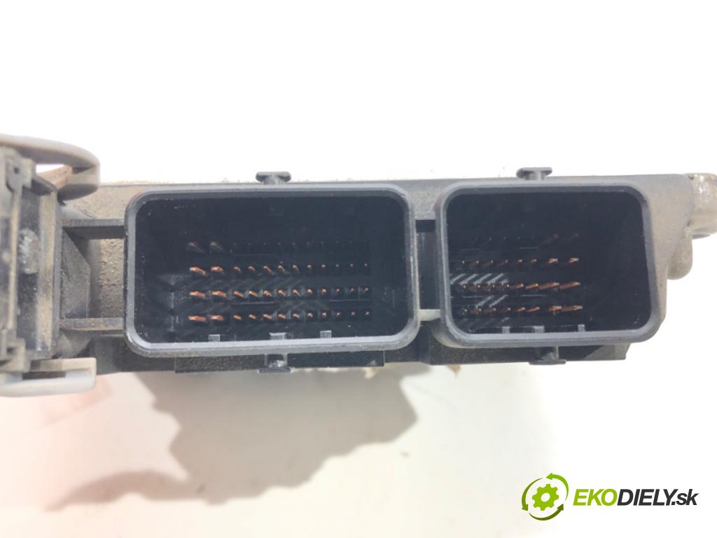 CITROEN C4 I (LC_) 2004 - 2014    1.6 HDi 80 kW [109 KM] olej napędowy 2004 - 2011  riadiaca jednotka Motor 9651132880 (Riadiace jednotky)