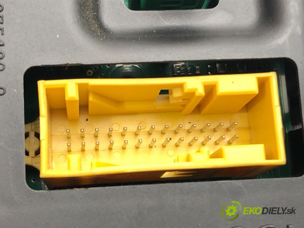 CITROEN C4 I (LC_) 2004 - 2014    1.6 HDi 80 kW [109 KM] olej napędowy 2004 - 2011  Panel ovládania kúrenia 9658084577 (Prepínače, spínače, tlačidlá a ovládače kúrenia)