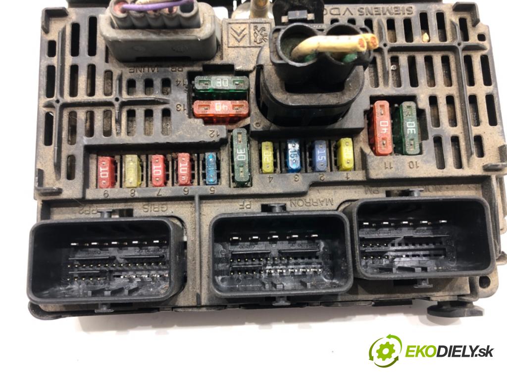 CITROEN C4 I (LC_) 2004 - 2014    1.6 HDi 80 kW [109 KM] olej napędowy 2004 - 2011  Modul BSM 9657718780 (Ostatné)