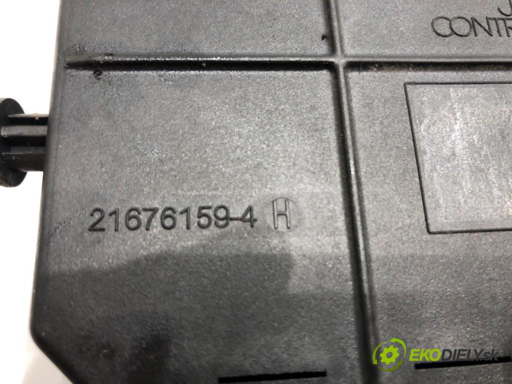 CITROEN C4 I (LC_) 2004 - 2014    1.6 HDi 80 kW [109 KM] olej napędowy 2004 - 2011  modul BSI 21676159-4 (Pojistkové skříňky)