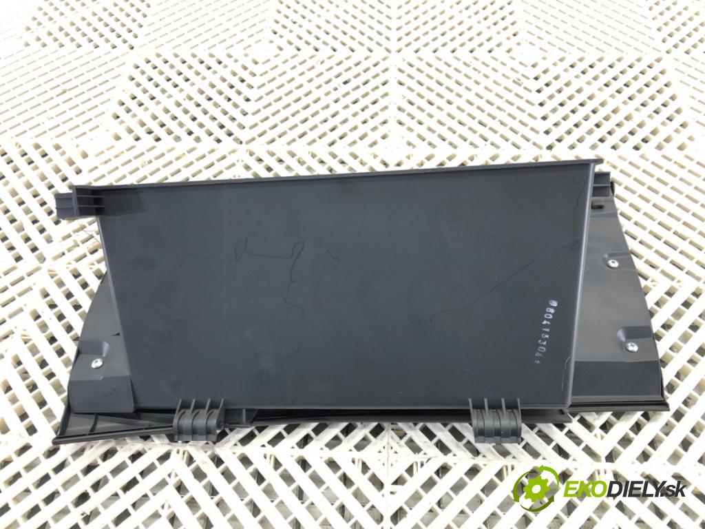 SUZUKI SWIFT III (MZ, EZ) 2005 - 2022    1.3 (RS 413) 68 kW [92 KM] benzyna 2005 - 2022  Priehradka, kastlík spolujazdca  (Priehradky, kastlíky)