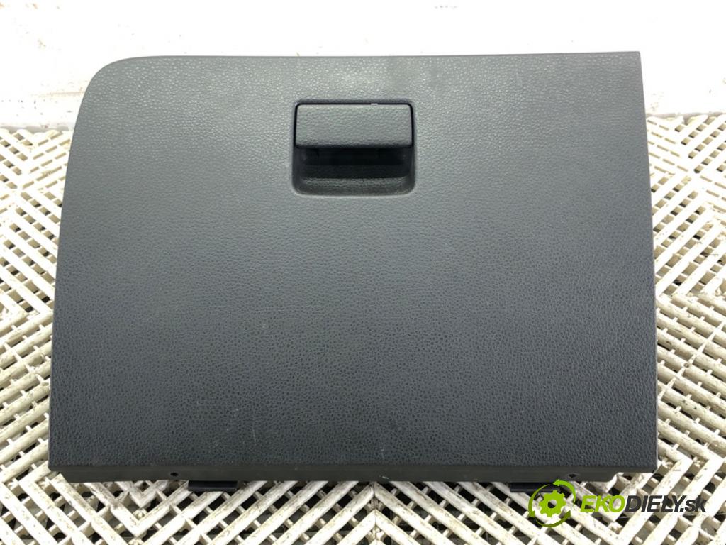 FIAT SEDICI (189_) 2006 - 2014    1.9 D Multijet 88 kW [120 KM] olej napędowy 2006 - 2011  Priehradka, kastlík spolujazdca  (Priehradky, kastlíky)