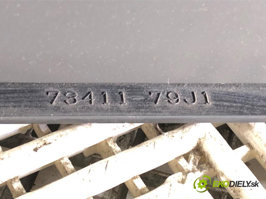 FIAT SEDICI (189_) 2006 - 2014    1.9 D Multijet 88 kW [120 KM] olej napędowy 2006 - 2011  Priehradka, kastlík spolujazdca  (Priehradky, kastlíky)