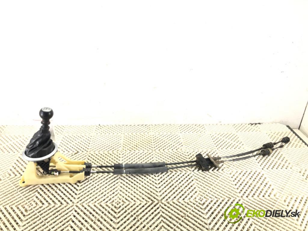 FIAT SEDICI (189_) 2006 - 2014    1.9 D Multijet 88 kW [120 KM] olej napędowy 2006 - 2011  Kulisa  (Rýchlostné páky / kulisy)