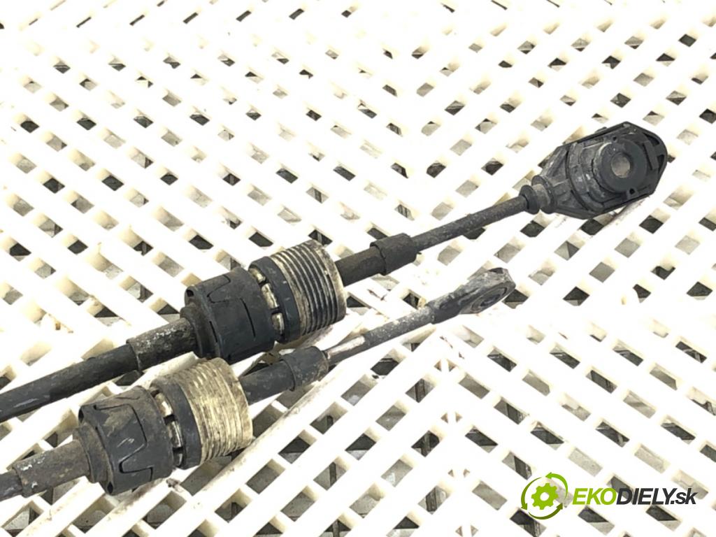 FIAT SEDICI (189_) 2006 - 2014    1.9 D Multijet 88 kW [120 KM] olej napędowy 2006 - 2011  Kulisa  (Rýchlostné páky / kulisy)