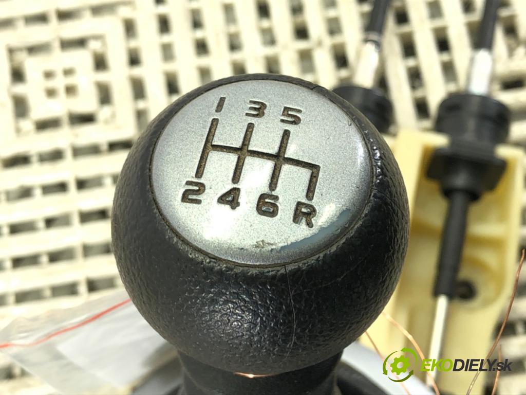 FIAT SEDICI (189_) 2006 - 2014    1.9 D Multijet 88 kW [120 KM] olej napędowy 2006 - 2011  Kulisa  (Rýchlostné páky / kulisy)