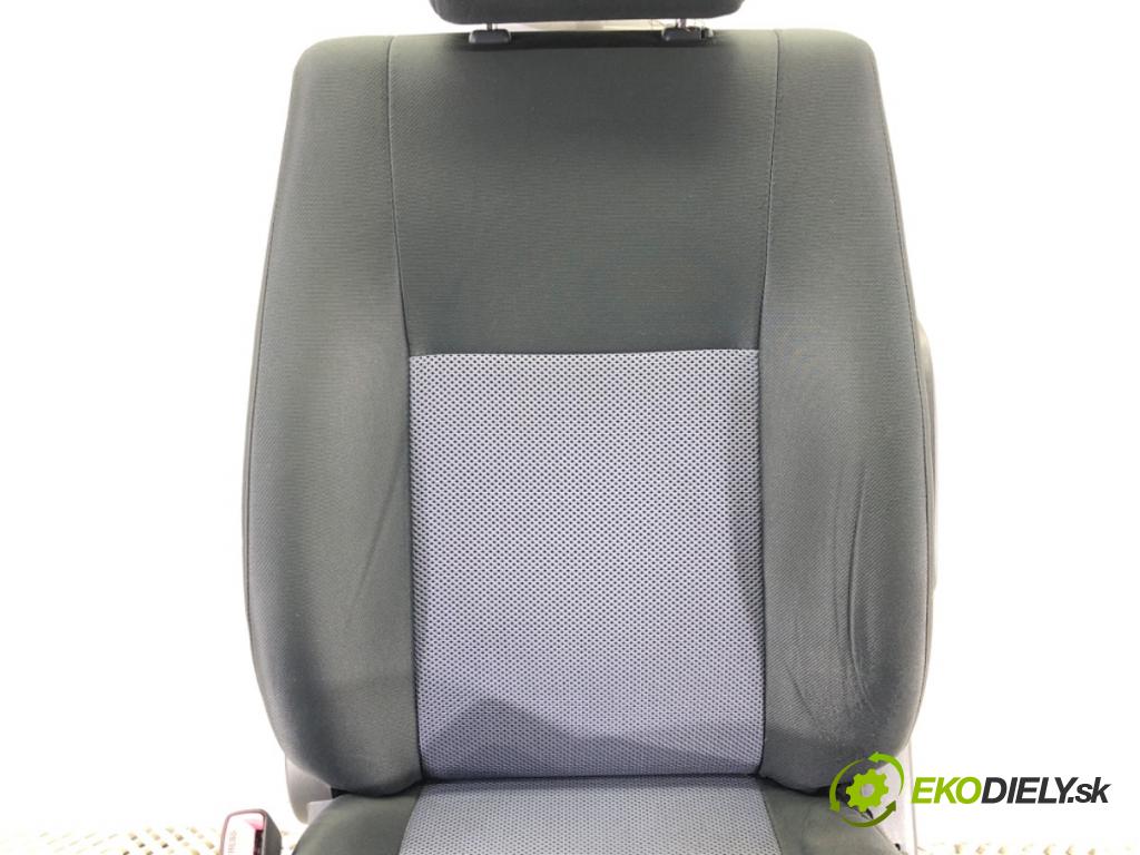 FIAT SEDICI (189_) 2006 - 2014    1.9 D Multijet 88 kW [120 KM] olej napędowy 2006 - 2011  Sedadlo ľavy predný