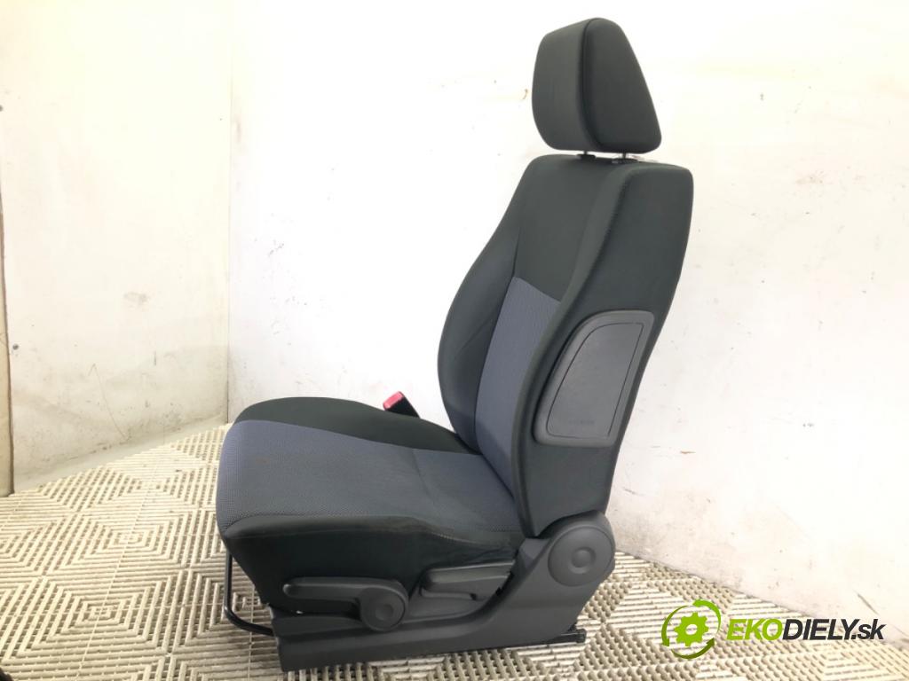 FIAT SEDICI (189_) 2006 - 2014    1.9 D Multijet 88 kW [120 KM] olej napędowy 2006 - 2011  Sedadlo ľavy predný