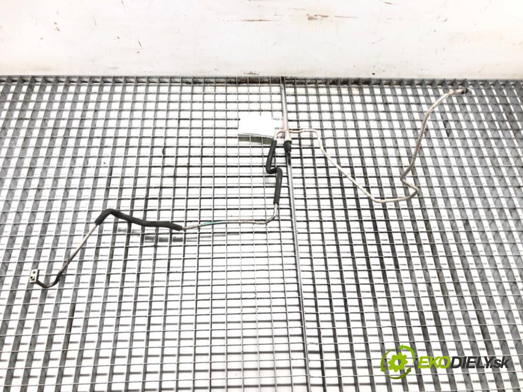 FIAT SEDICI (189_) 2006 - 2014    1.9 D Multijet 88 kW [120 KM] olej napędowy 2006 - 2011  rúrka klimatizácie 95731-79JB1 (Rúrky klimatizácie)