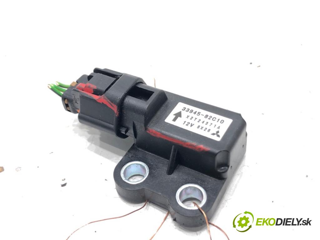 FIAT SEDICI (189_) 2006 - 2014    1.9 D Multijet 88 kW [120 KM] olej napędowy 2006 - 2011  Snímač nárazu 33945-82C10 (Snímače nárazu)