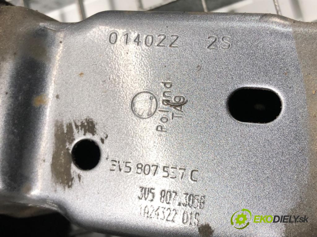 SKODA SUPERB III (3V3) 2015 - 2022    2.0 TDI 147 kW [200 KM] olej napędowy 2020 - 2022  výztuha nárazníka zadní část 3V5807537C (Výztuhy zadní)