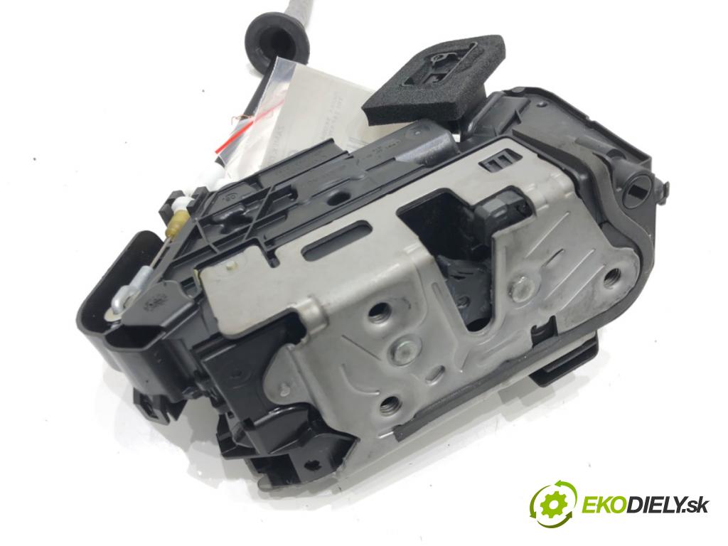 SKODA SUPERB III (3V3) 2015 - 2022    2.0 TDI 147 kW [200 KM] olej napędowy 2020 - 2022  zámok dveře pravý přední část 5TB837016E