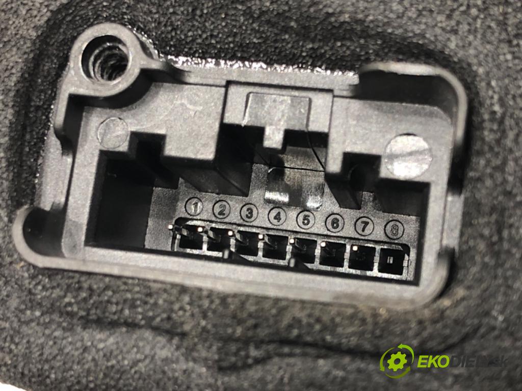 SKODA SUPERB III (3V3) 2015 - 2022    2.0 TDI 147 kW [200 KM] olej napędowy 2020 - 2022  zámok dveře levý přední část 5TB837015E