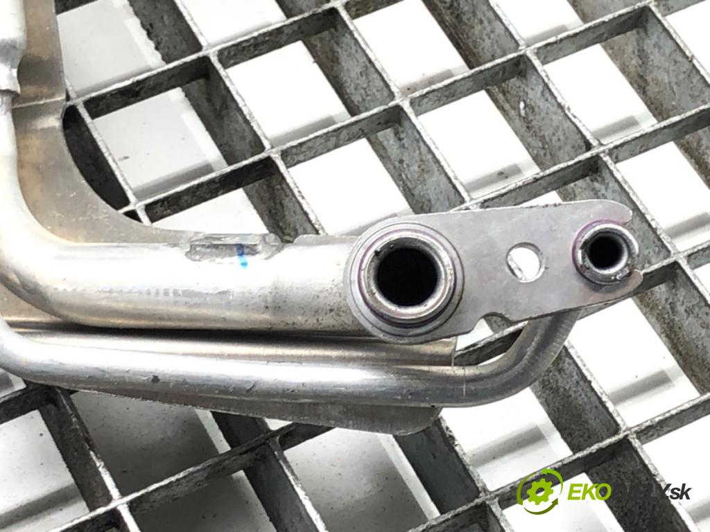 SKODA SUPERB III (3V3) 2015 - 2022    2.0 TDI 147 kW [200 KM] olej napędowy 2020 - 2022  rúrka klimatizácie 5WB816738F (Rúrky klimatizácie)