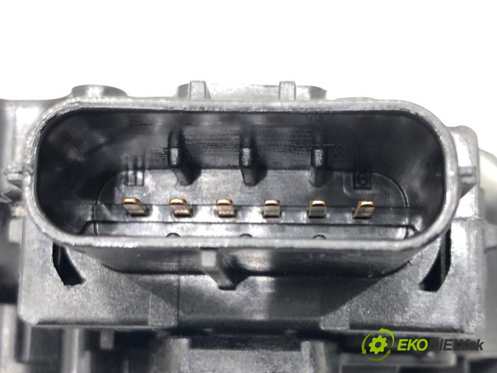 SKODA SUPERB III (3V3) 2015 - 2022    2.0 TDI 147 kW [200 KM] olej napędowy 2020 - 2022  Potenciometer plynu 5Q1723503K (Pedále)