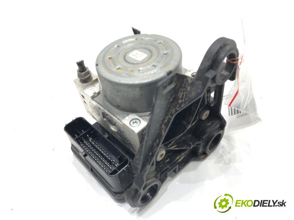 SKODA SUPERB III (3V3) 2015 - 2022    2.0 TDI 147 kW [200 KM] olej napędowy 2020 - 2022  Pumpa ABS 5Q0614517GD (Pumpy ABS)