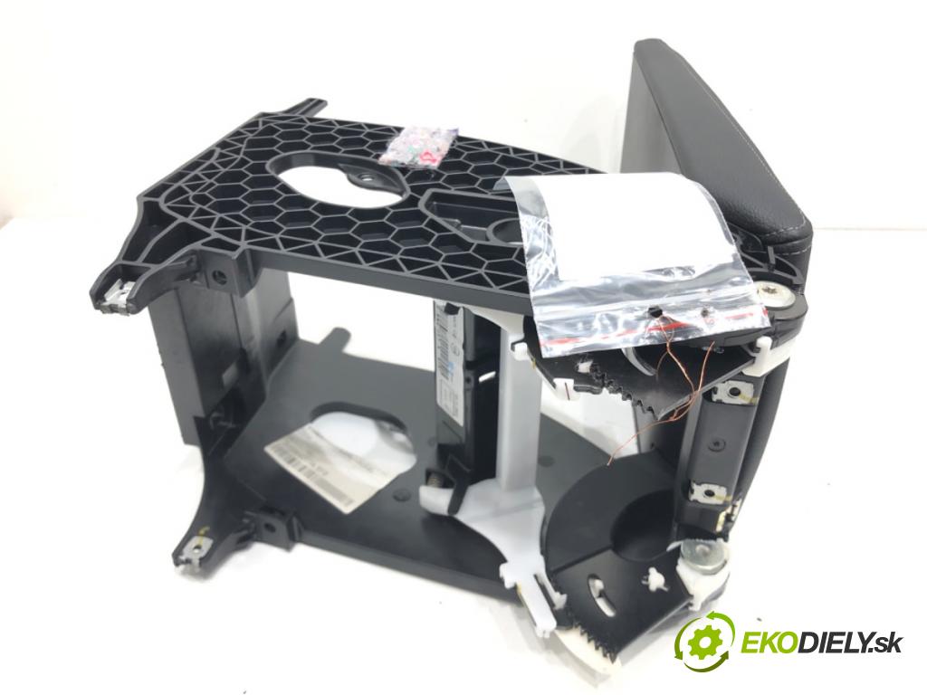 SKODA SUPERB III (3V3) 2015 - 2022    2.0 TDI 147 kW [200 KM] olej napędowy 2020 - 2022  Lakťová opierka 3V0864207A (Lakťové opierky)