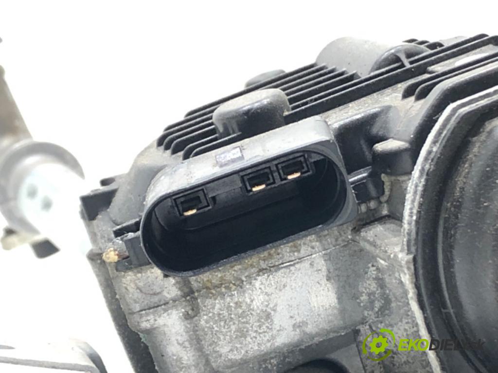 SKODA SUPERB III (3V3) 2015 - 2022    2.0 TDI 147 kW [200 KM] olej napędowy 2020 - 2022  Mechanizmus stieračov predný 3V1955119A (Motorčeky stieračov predné)