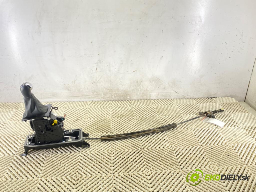 SKODA SUPERB III (3V3) 2015 - 2022    2.0 TDI 147 kW [200 KM] olej napędowy 2020 - 2022  Kulisa 3Q1713023AH (Rýchlostné páky / kulisy)