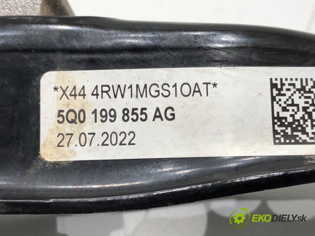 SKODA SUPERB III (3V3) 2015 - 2022    2.0 TDI 147 kW [200 KM] olej napędowy 2020 - 2022  Držiak prevodovky 5Q0199855AG