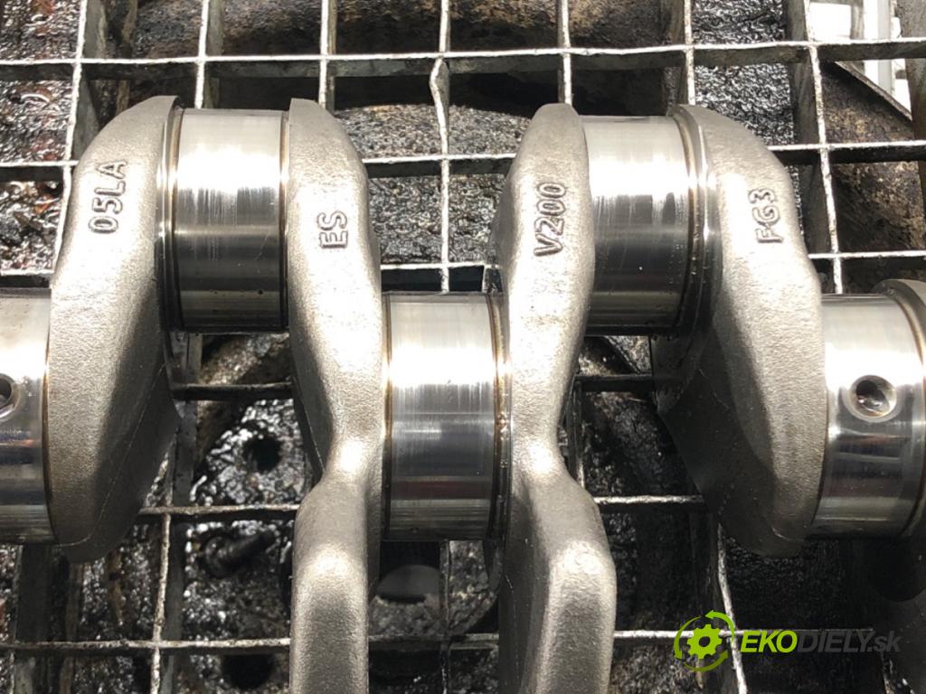 SKODA SUPERB III (3V3) 2015 - 2022    2.0 TDI 147 kW [200 KM] olej napędowy 2020 - 2022  Kardaň, hriadeľ KLIKA: 05LA (Ostatné)